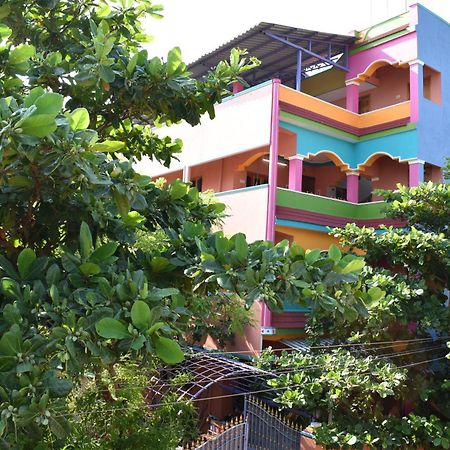 Rainbow Guest House Tiruvannamalai Ngoại thất bức ảnh