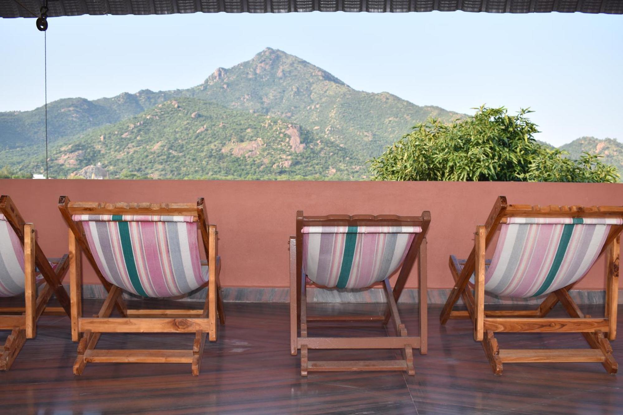 Rainbow Guest House Tiruvannamalai Ngoại thất bức ảnh