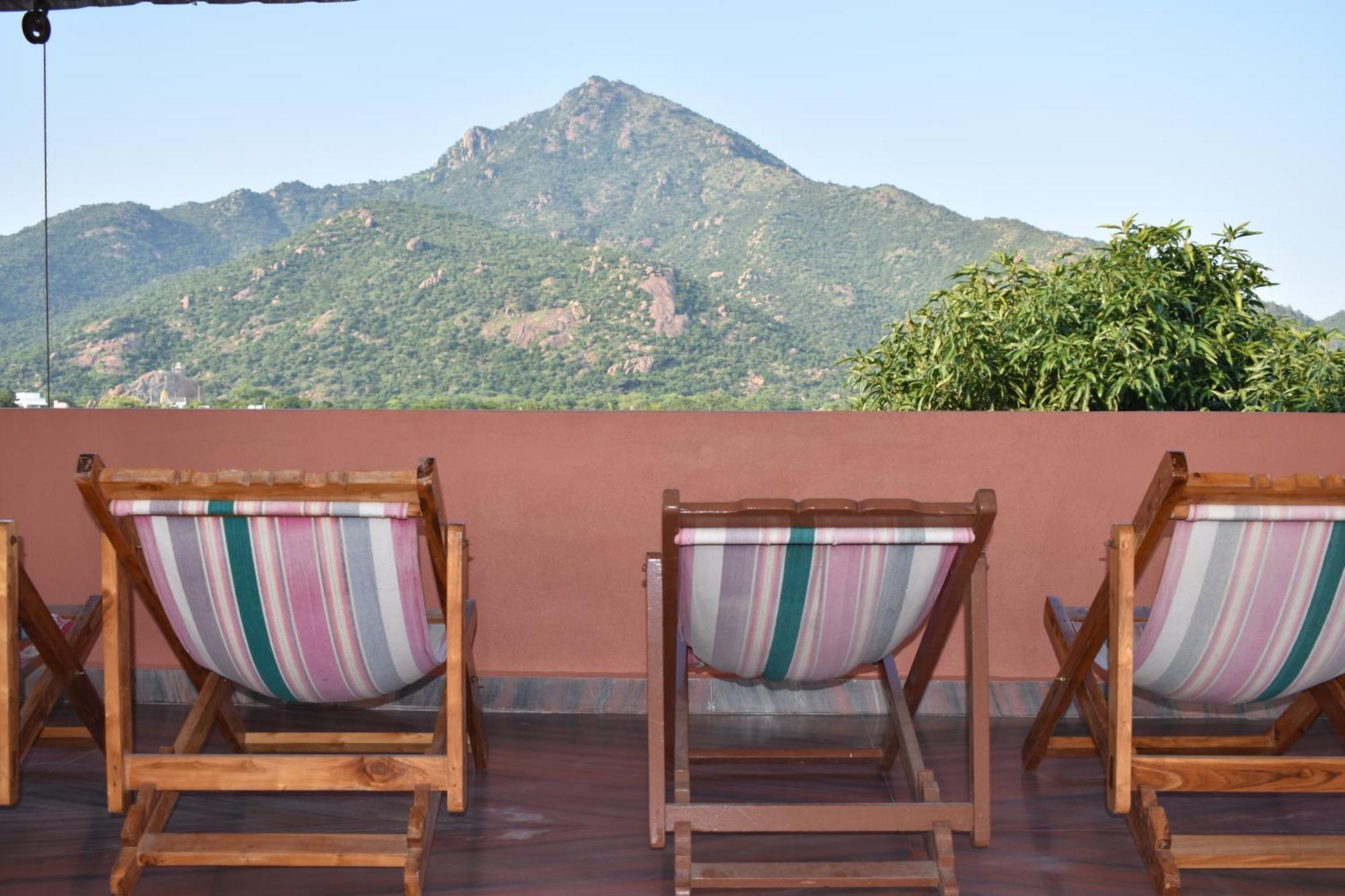 Rainbow Guest House Tiruvannamalai Ngoại thất bức ảnh